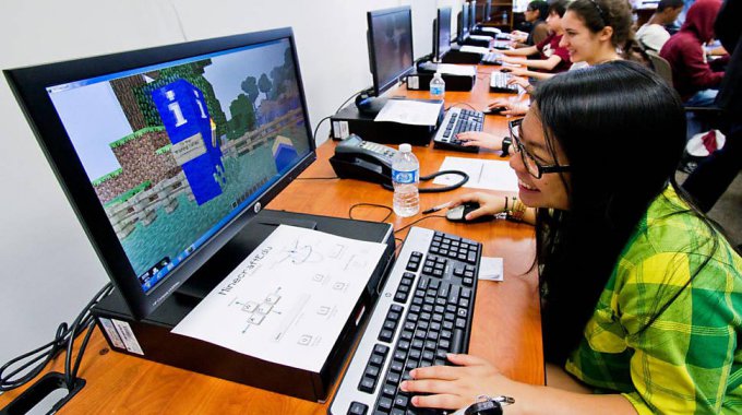Minecraft está chegando nas Escolas do Brasil!