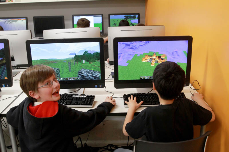 Minecraft vira disciplina em escola na Suécia