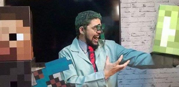 Aluno se expressa melhor em Minecraft, diz professor que usa jogo em aula